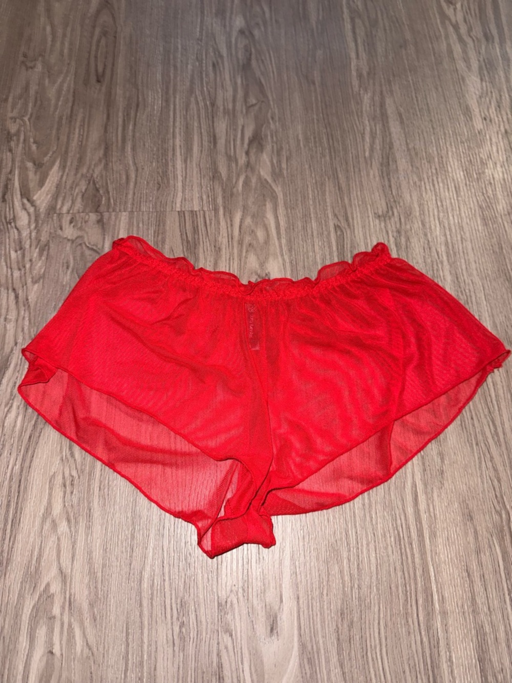 Daisy Fuentes Bright Red Sheer Lounge Shorts - Picture 2 of 3